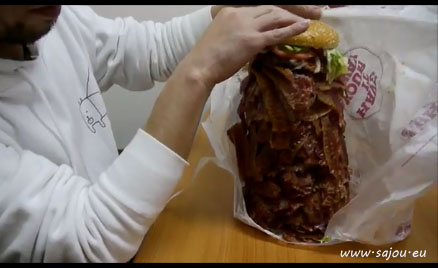1050 tranches de Bacon dans un Whooper du Burger King
