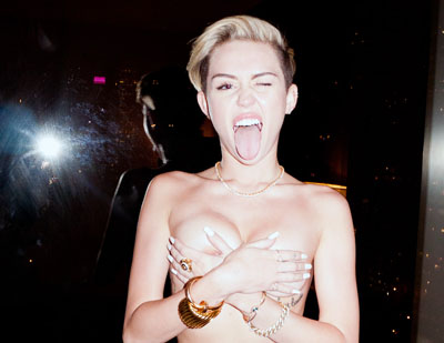 Les nouvelles photos nues et trash de Miley Cyrus pour Terry Richardson