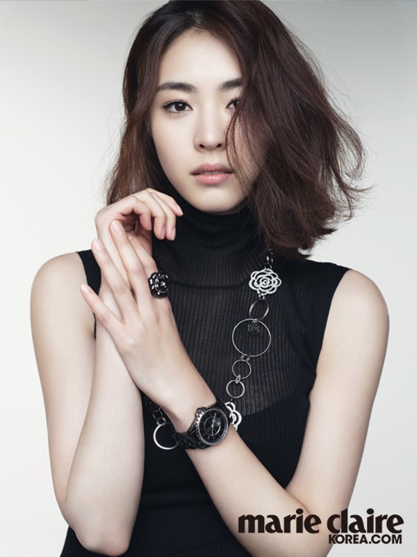 Lee Yeon Hee pose pour le magazine Marie Claire 7