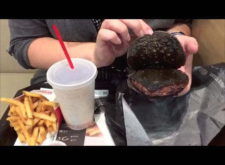 La réalité du Kuro Pearl noir de Burger King