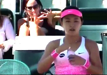 Le manque de fair play de Lin Zhu au tennis