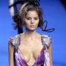 Défilés avec des mannequins nues Partie 3